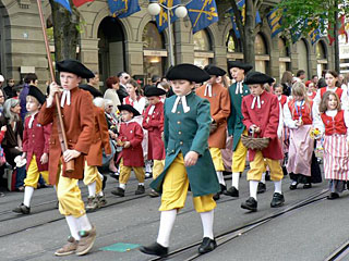 Kindergruppe am Sechseläuten Kindergruppe am Sechseläuten